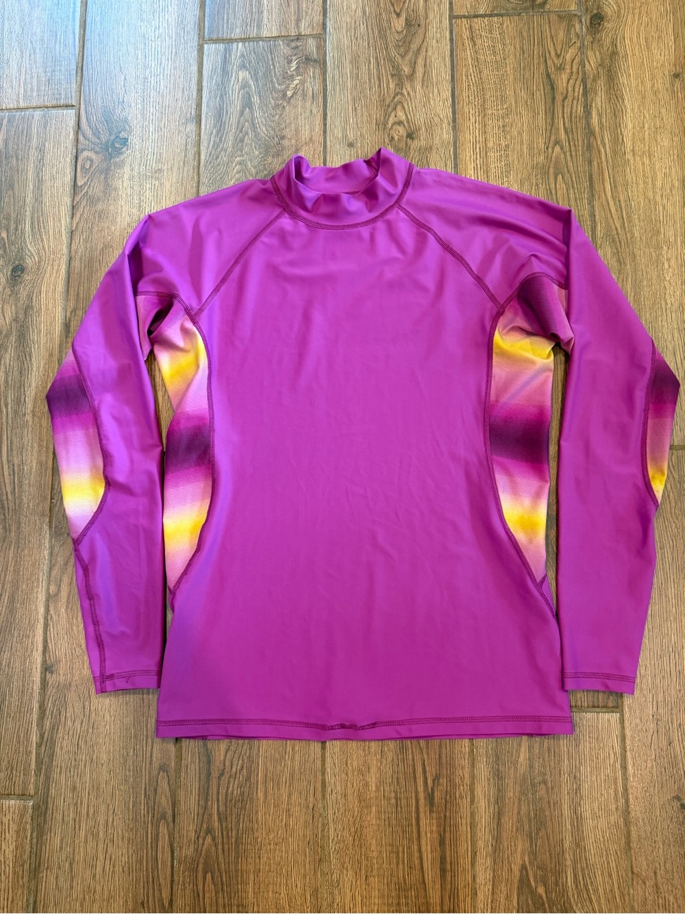 Patagonia Women’s Capilene Long Sleeve Rash Guard Size XL
